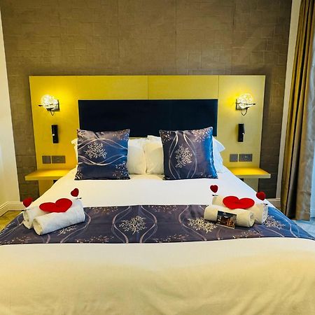 Rosemay Hotel Near London Heathrow Airport Hayes  Bagian luar foto
