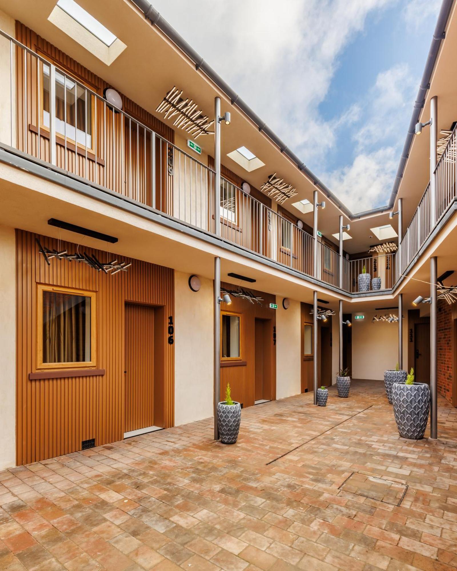 Rosemay Hotel Near London Heathrow Airport Hayes  Bagian luar foto