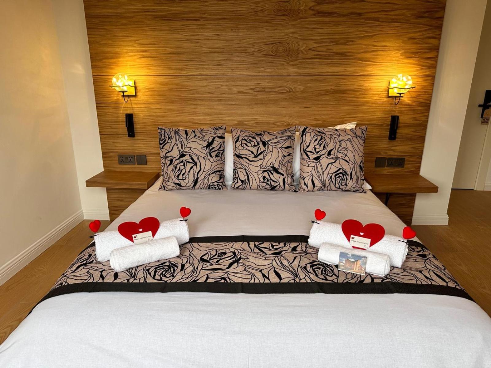 Rosemay Hotel Near London Heathrow Airport Hayes  Bagian luar foto