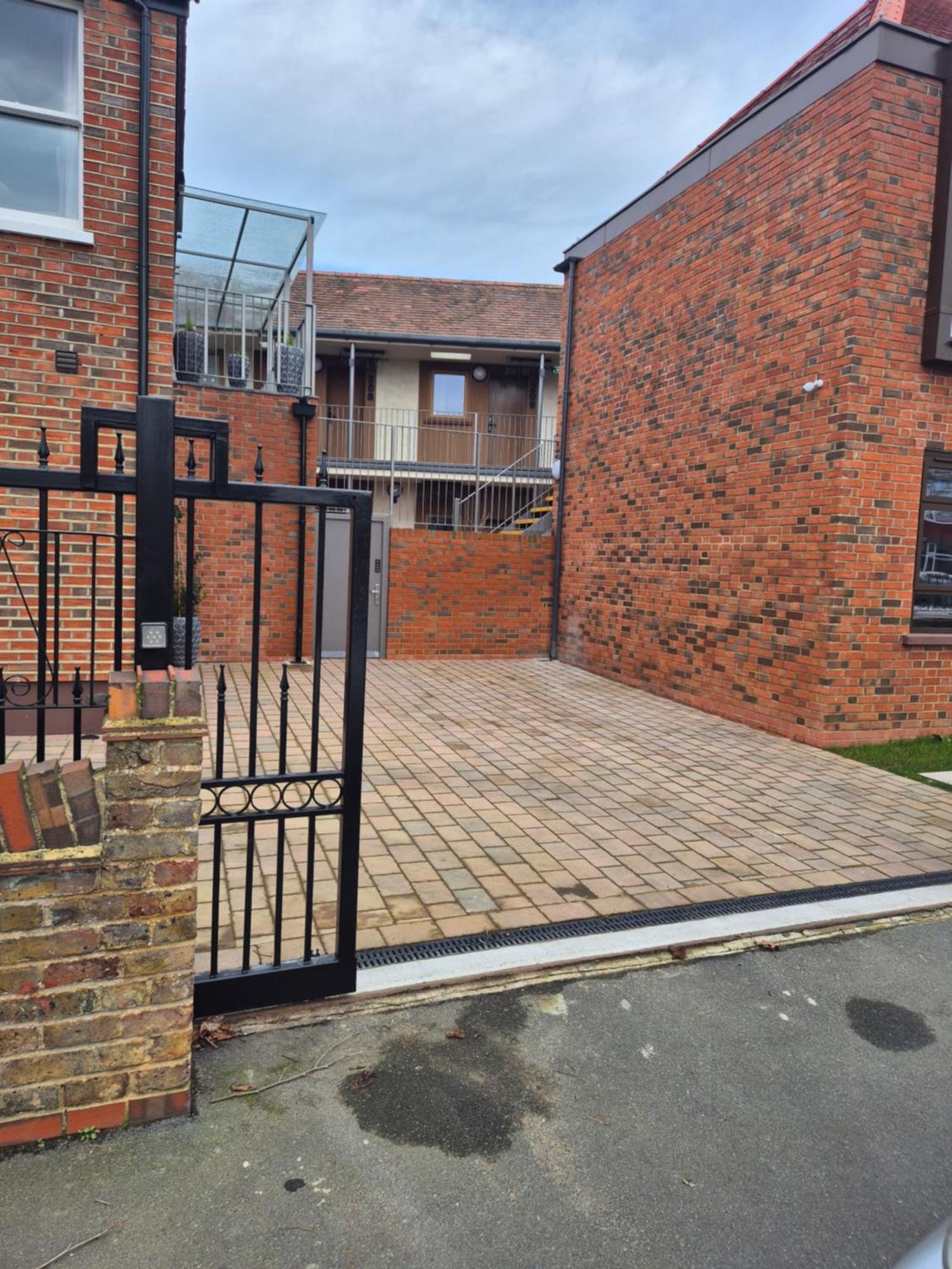 Rosemay Hotel Near London Heathrow Airport Hayes  Bagian luar foto
